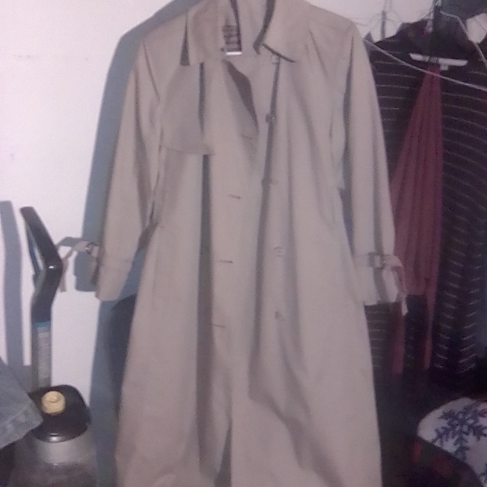 Lady's London fog insulated trench